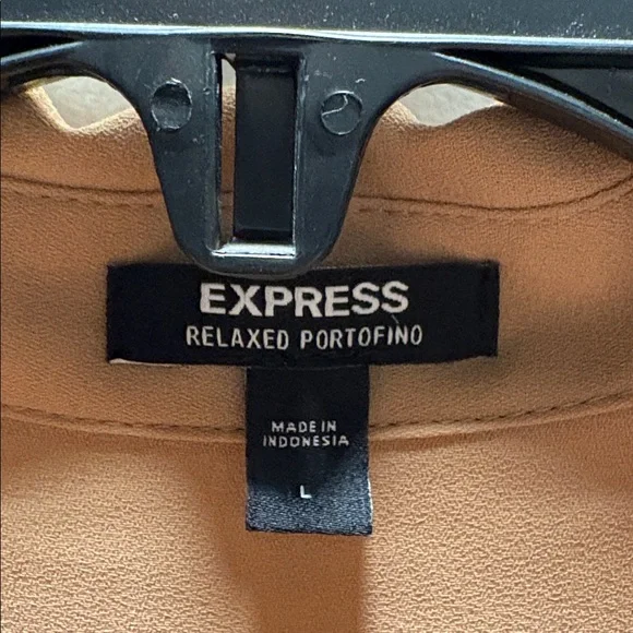 Express Portofino Beige Blouse - Picture 3 of 3